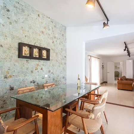 La Quinta Heights -6 Bed Villa-private Pool * San Miguel de Abona