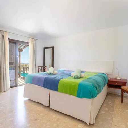 1327 La Quinta Heights *