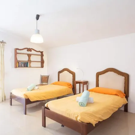 1327 La Quinta Heights *