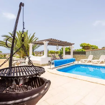 1327 La Quinta Heights