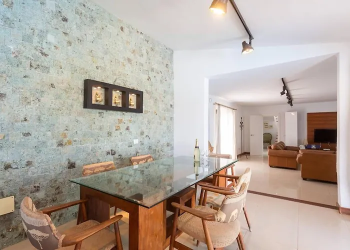 La Quinta Heights -6 Bed Villa-private Pool