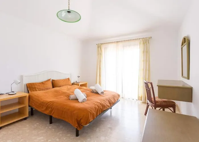 La Quinta Heights -6 Bed Villa-private Pool Σαν Μιγκέλ ντε Αμπόνα